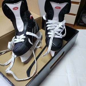 Boys Skating shoes